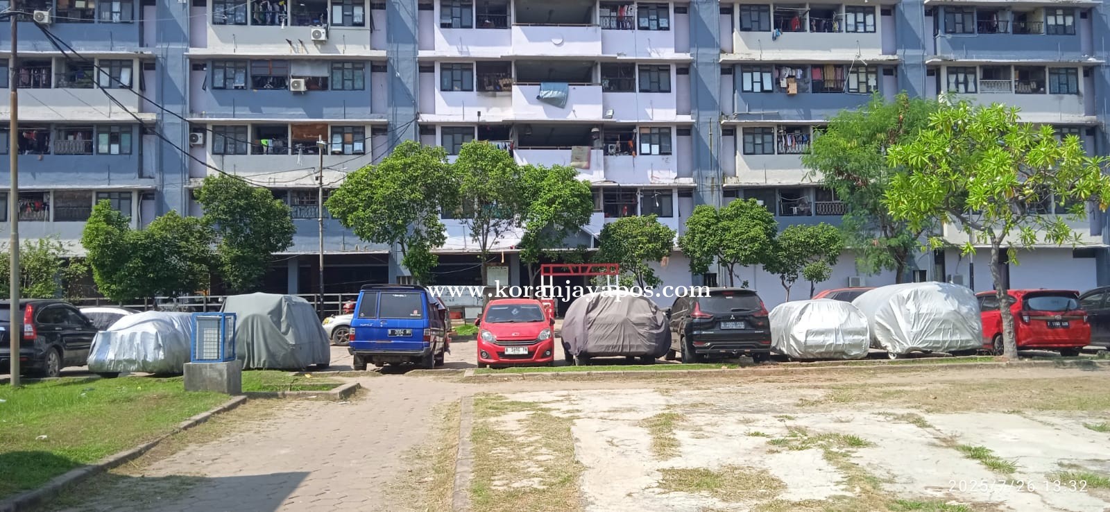 Kepala UPRS ll Rusun Marunda Tolak Wawancara Wartawan Dengan Kibasan Tangan Menjadi Sorotan Publik.