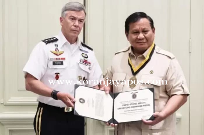 Prabowo Subianto, Menerima Kunjungan Jenderal Bryan Fenton, KKO Khusus Amerika Serikat Di Istana Negara